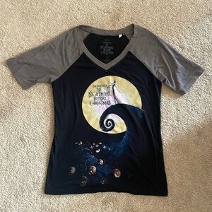 Tim Burton’s The Nightmare Before Christmas Women’s Small Shirt